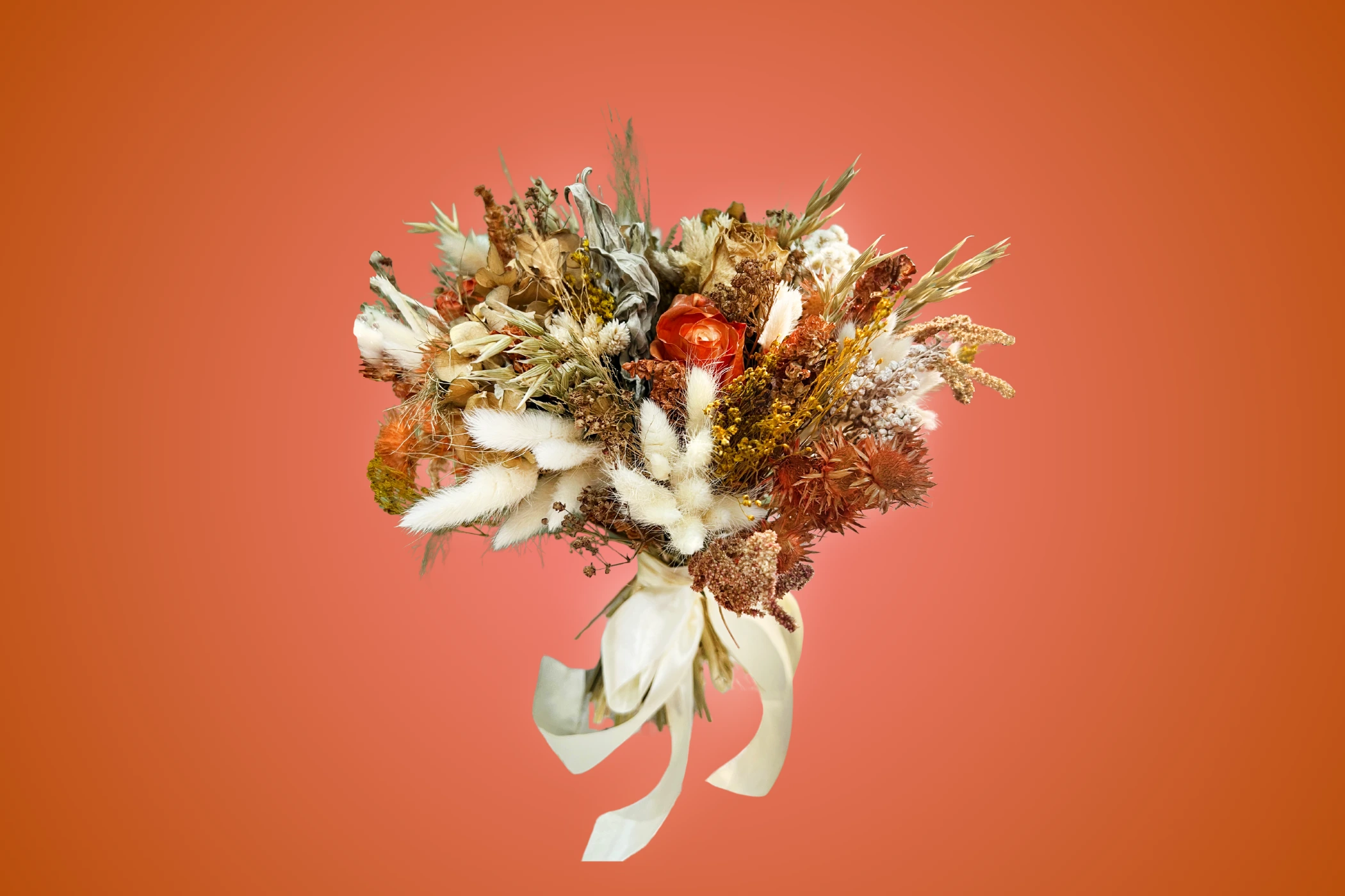 Bouquet de fleurs séchées tons orangés